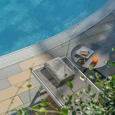Hotel Capri 4*