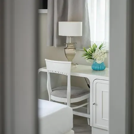 Ξενοδοχείο Capri (adults Only)