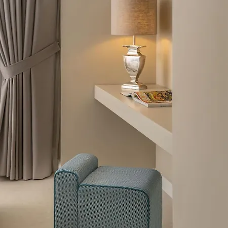 Hotel Capri 4*