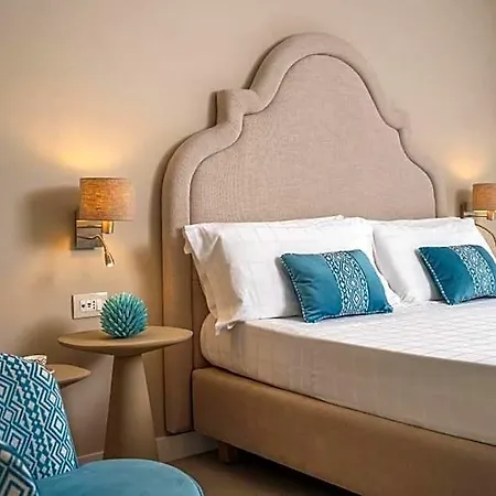 Capri- Adult Only Ξενοδοχείο 4*