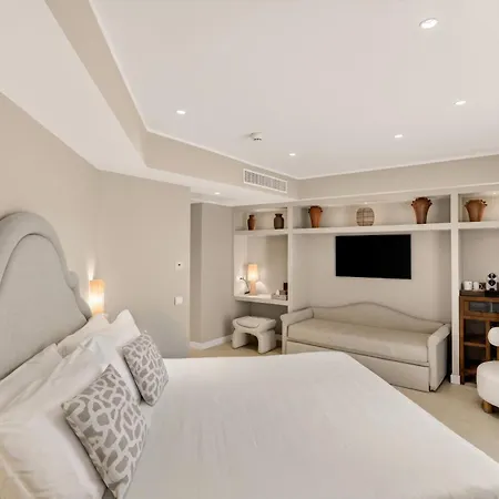 Hotel Capri- Adult Only