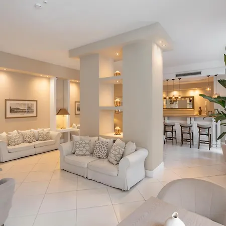 Hotel Capri- Adult Only