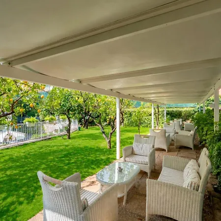 Hotel Capri- Adult Only