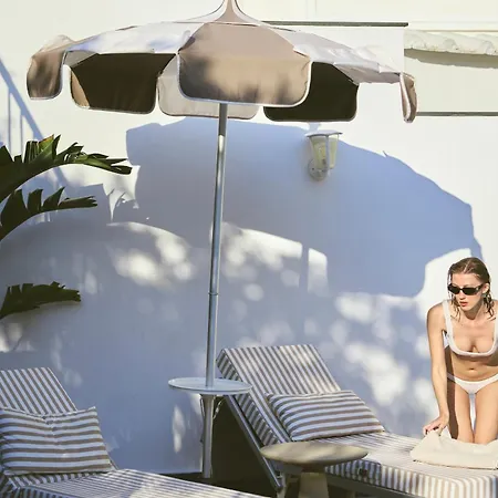 Capri- Adult Only 4*