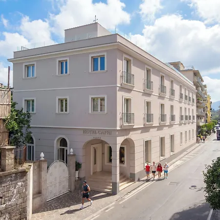 Capri- Adult Only 4*