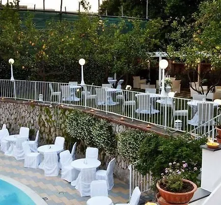 Szálloda Capri- Adult Only