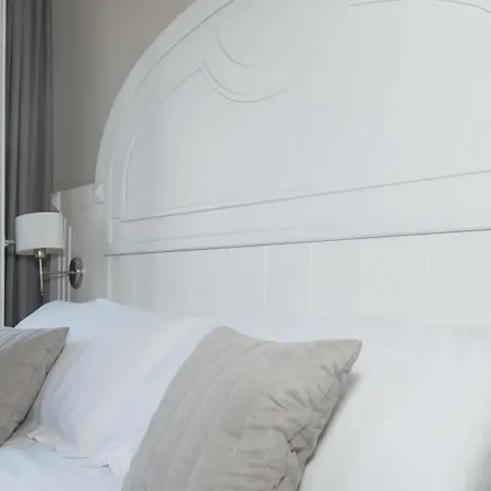 Готель Capri (adults Only) 4*