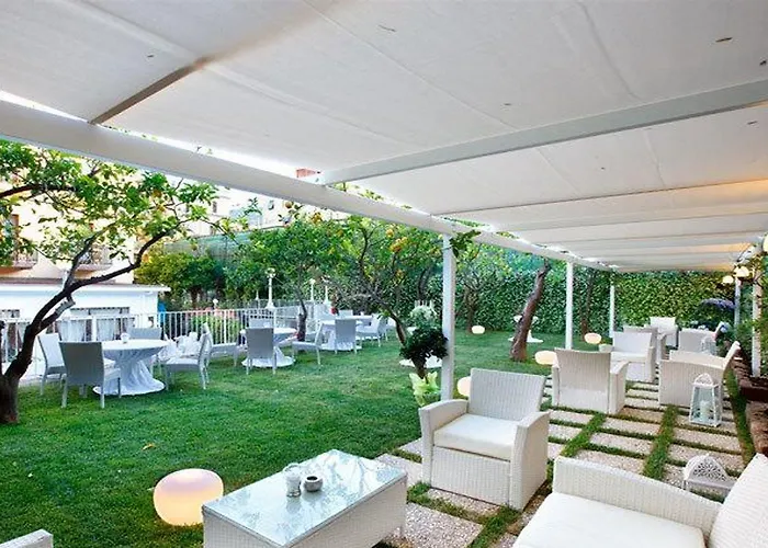 Hotel Capri (adults Only)